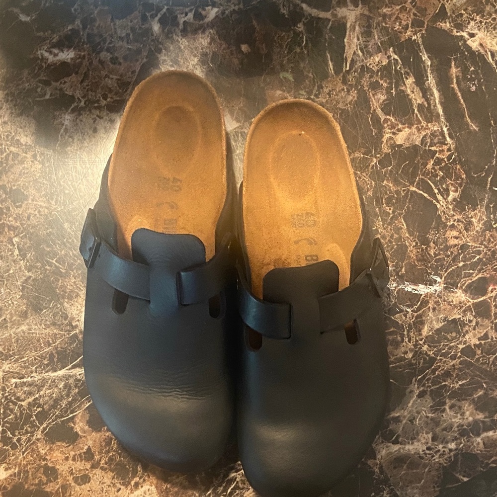 Birkenstock Black Leather Mules